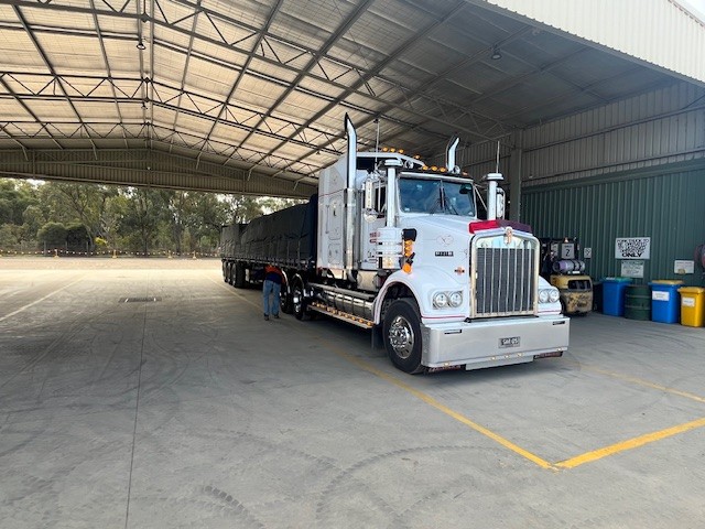 Leocata's freight service melbourne to sydney